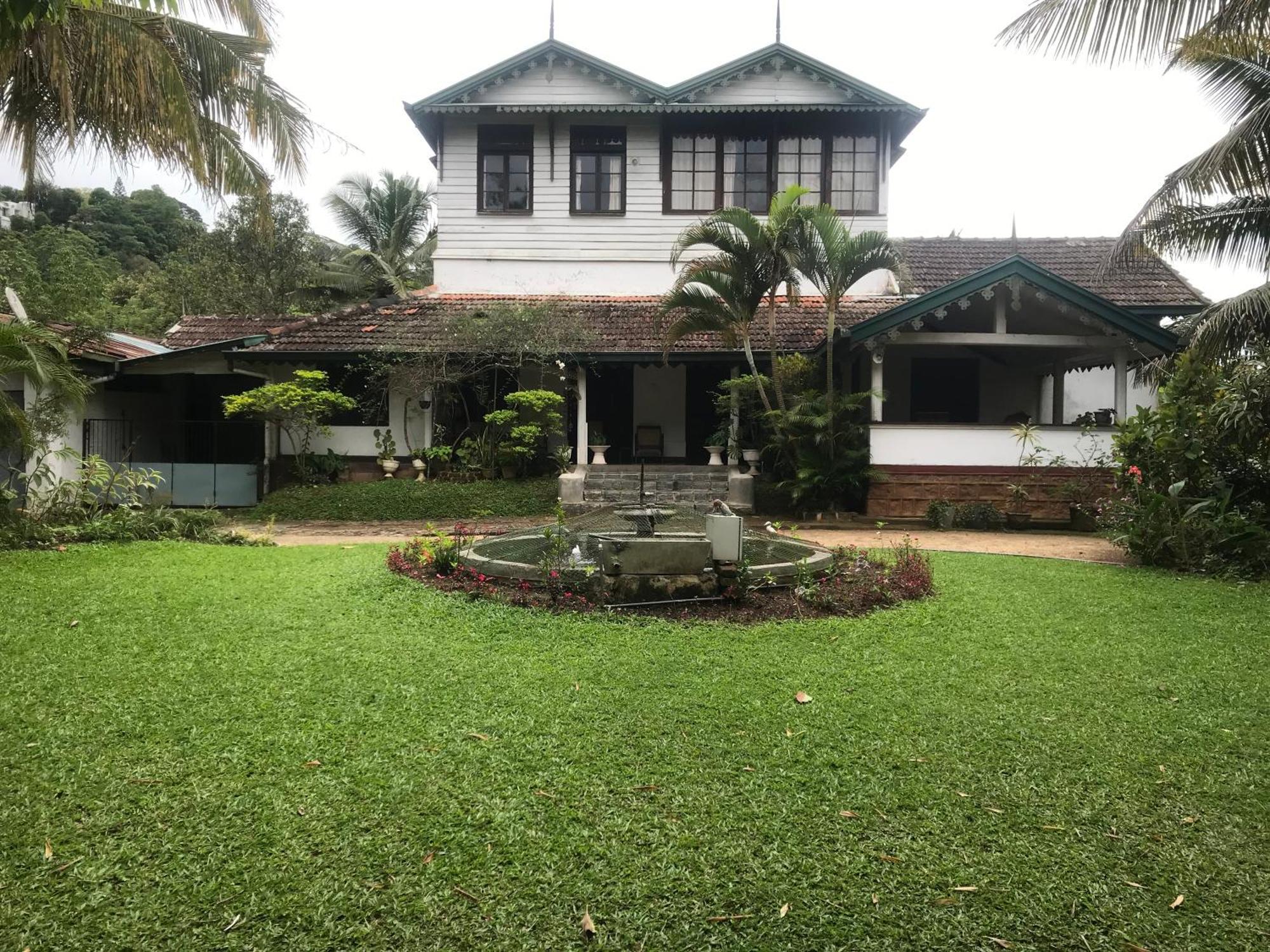 Wattarantenna Bungalow Kandy Exteriör bild
