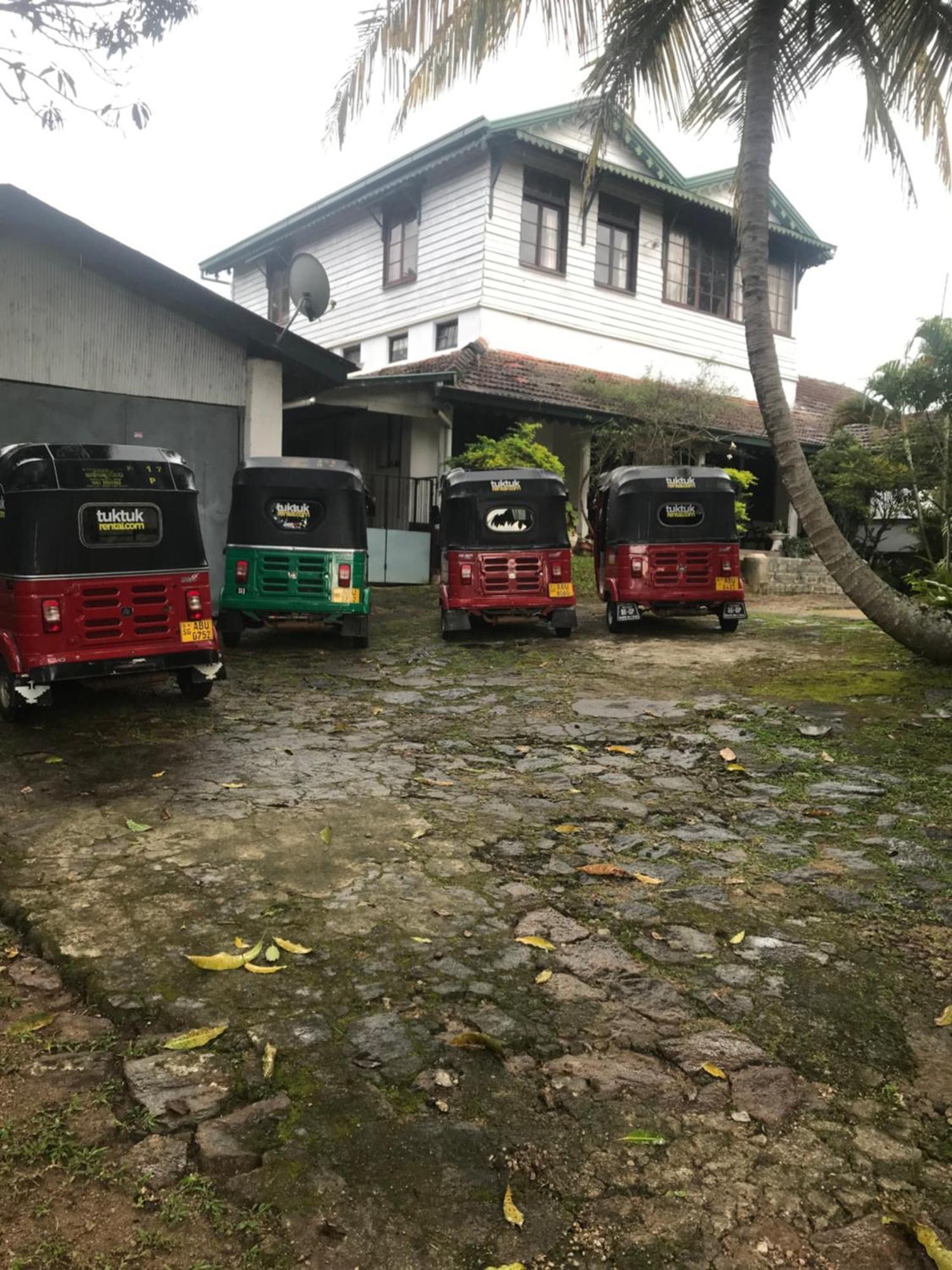Wattarantenna Bungalow Kandy Exteriör bild